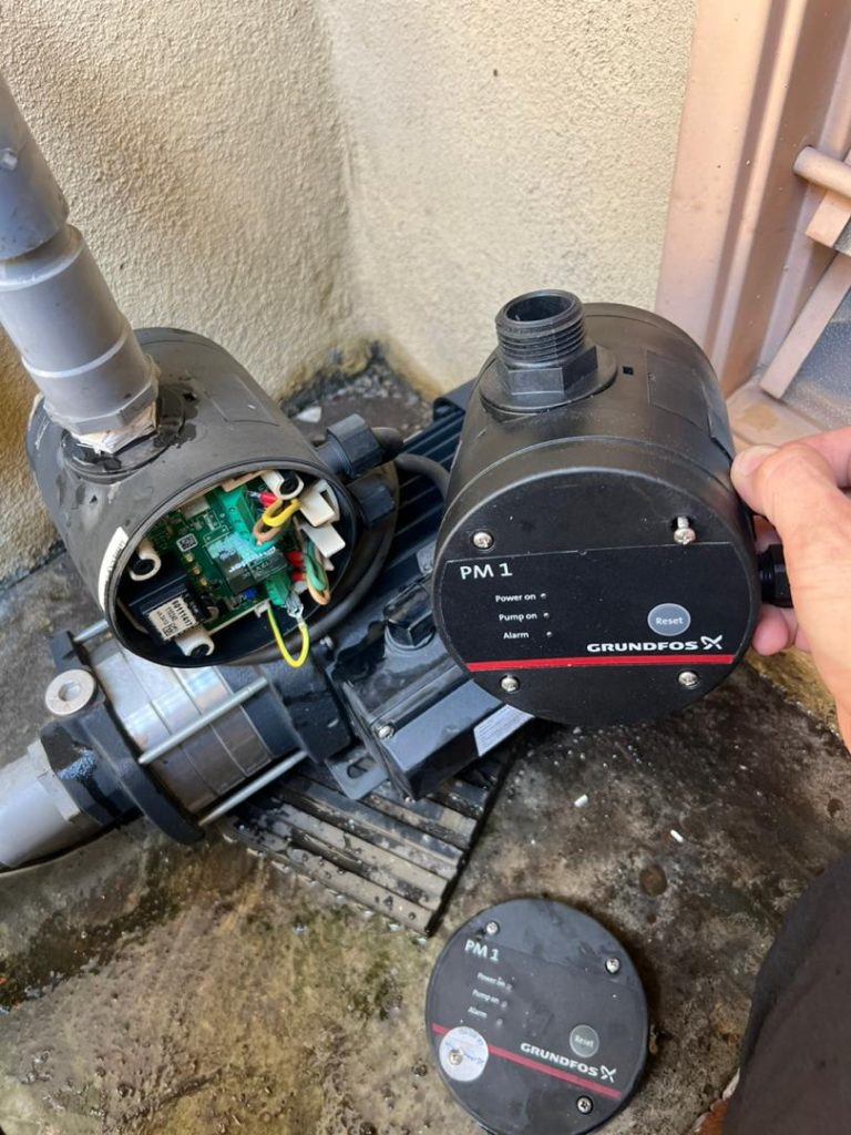 replacing-the-grundfos-water-pump-controller